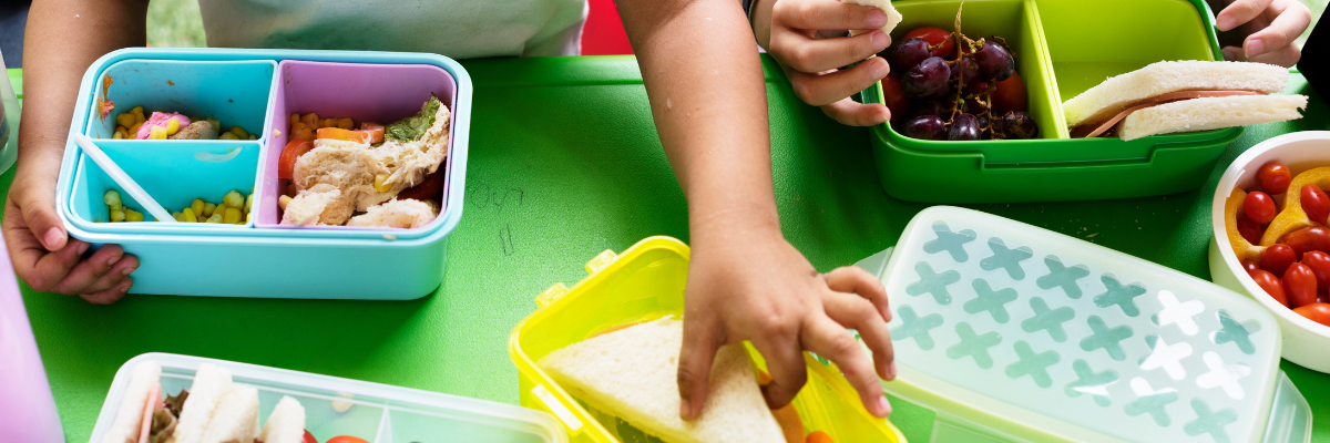 Mense scolastiche: stop ai cibi ultra-processati? Nasce manifesto per cibo sano ai bambini